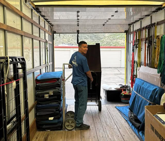 movers-glenwood-springs-colorado movers-glenwood-springs-colorado